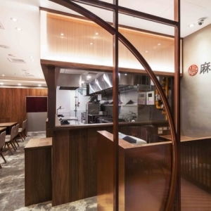 把酒问月，台湾料理麻膳堂设计