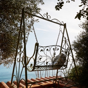 Setting Sail: The Nautical Luxury of a Mediterranean Cabin on the Italian Rivier